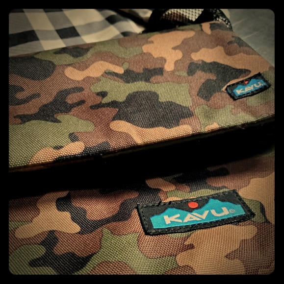 Wilderness Kavu Set Paxton Pack & Clutch n Go - Picture 1 of 8